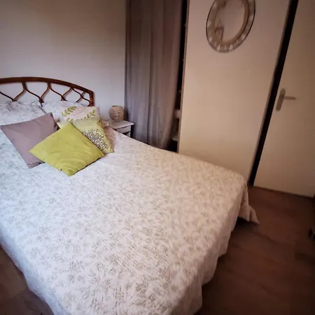 Detente Et Nature Maisonnette Conviviale Pour 6 Personnes Dans Un Village De Prázdninový dům