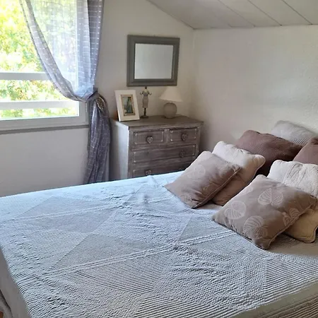 Detente Et Nature Maisonnette Conviviale Pour 6 Personnes Dans Un Village De Gujan-Mestras